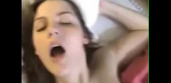  Snapchat Girlfriend Best Cumshot Blowjob Ever!